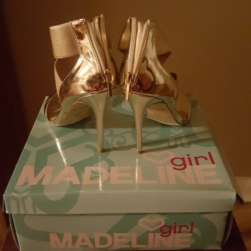 Heels - Picture 2 of 3